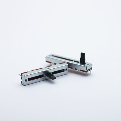 ผู้ผลิตจีนของสไลด์โพเทนชิออมิเตอร์พร้อมสวิตช์ 30 มม. Travel Linear 5k 10k ohm potentiometer 100k potentiometer