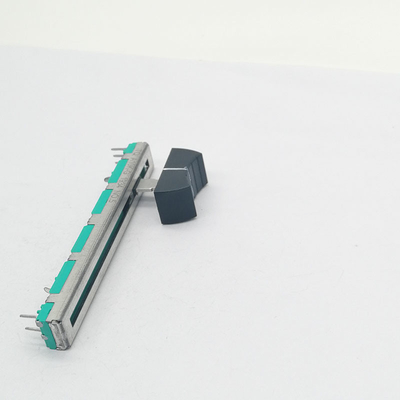 Travel 60mm Slide Potentiometer B100K ความต้านทานเชิงเส้นสำหรับคอนโซลผสมเสียง