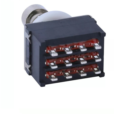 0.8mm ปกติปิดชั่วขณะ Footswitch 4PDT 12 Pin Toggle