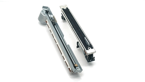 B10K Dual Slide 10V DC โพเทนชิโอมิเตอร์เชิงเส้น 100 มม. โปรเกรสซีฟ
